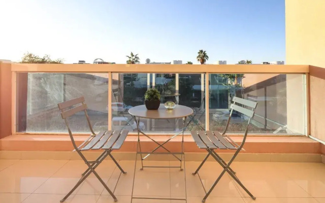 Spectacular Al Wasl Villa - With Private Pool