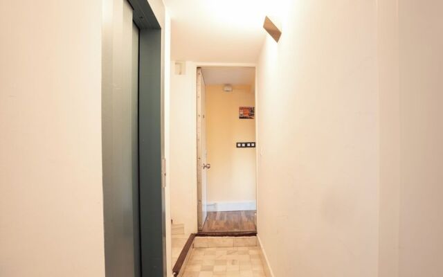 Lujoso Apartamento en Plaza Nueva