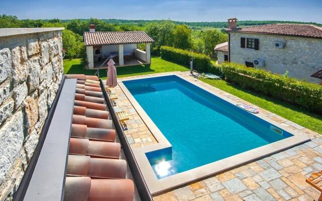 Villa Mila