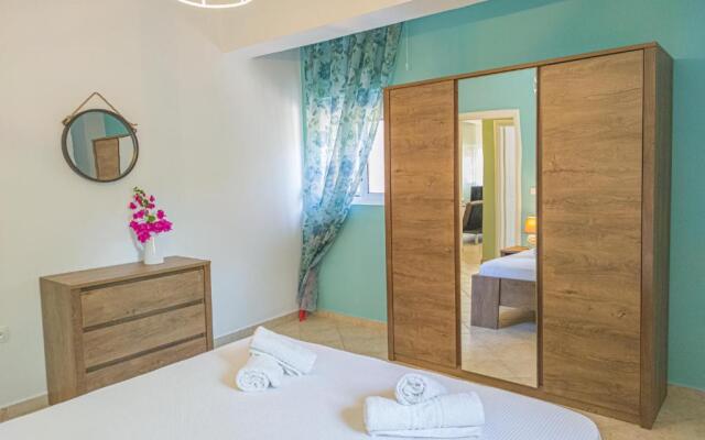 Cosy apartment - 6 Minutes walk to the beach!