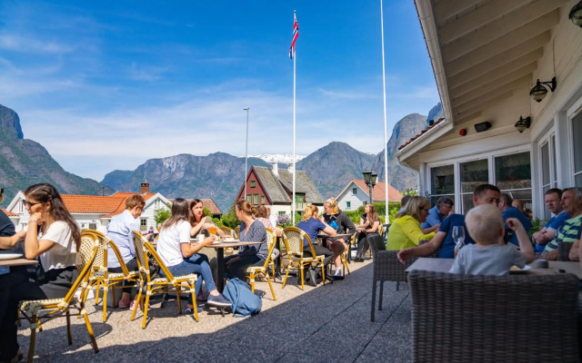 Hotel Aurlandsfjord