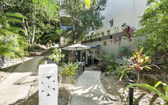 Andari Holiday Apartments