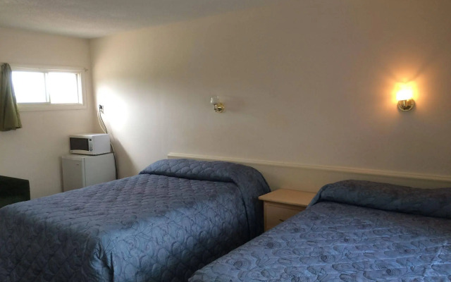 Travellers Motel