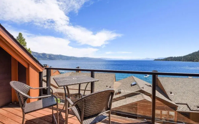 Lakeshore Terrace Delight