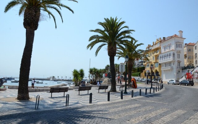 Remarkable view over Cascais Bay