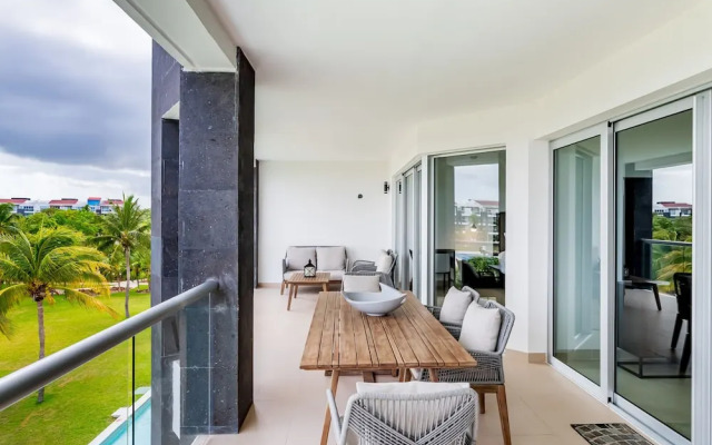 Casa Alma 2 Bedroom Apts by RedAwning