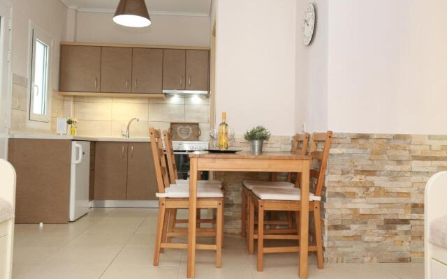 Eleni Rooms Pefkohori