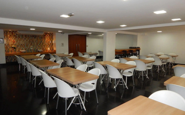 Frimas Pampulha Hotel