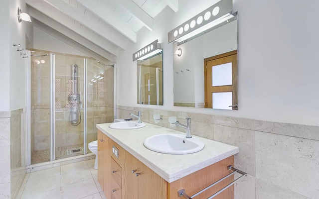 Romen 2-2 PENTHOUSE SEA VIEW & JACUZZI 2B