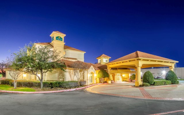 La Quinta Inn & Suites by Wyndham Sherman