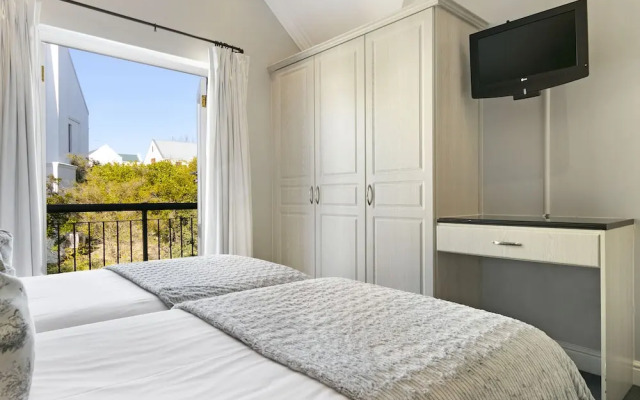 Winelands Golf Lodges 24