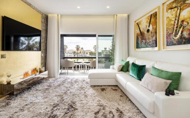 Ocean View Luxury Suite & Terrace Estoril, Cascias