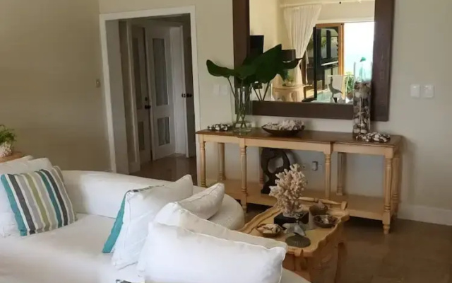Ocean View Villa 3 BR 8 Guests Pto Bahia