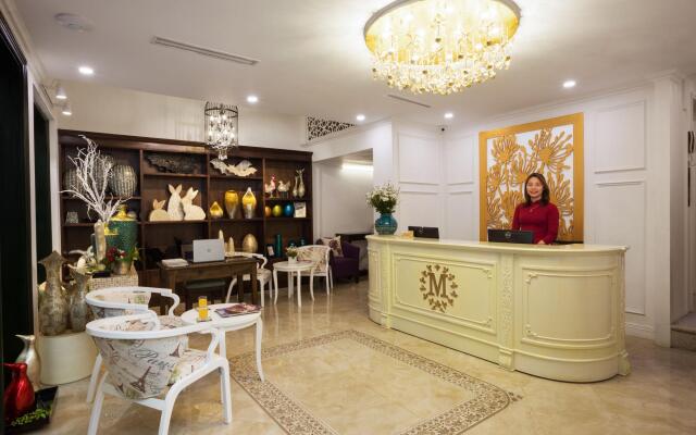 Maro Hotel