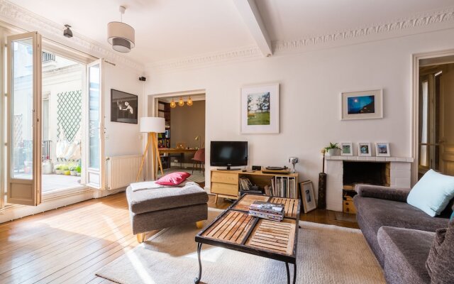 Spacious by Canal Saint Martin