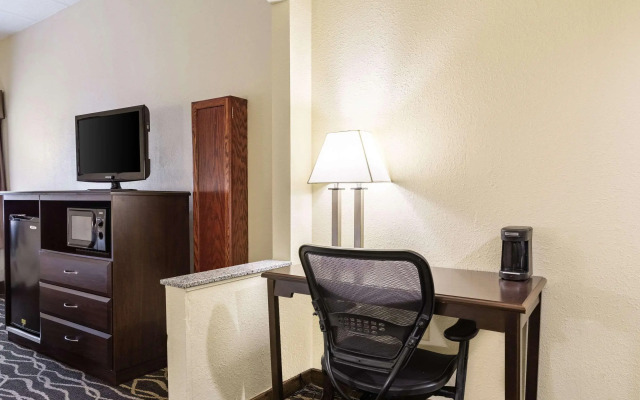 Quality Inn & Suites