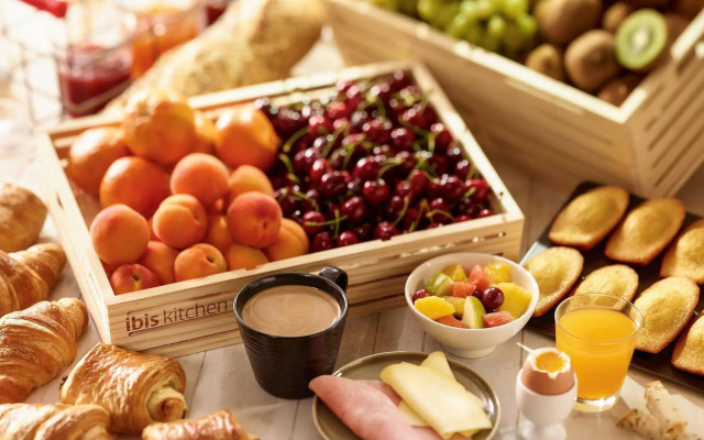 ibis Saint Quentin En Yvelines Velodrome