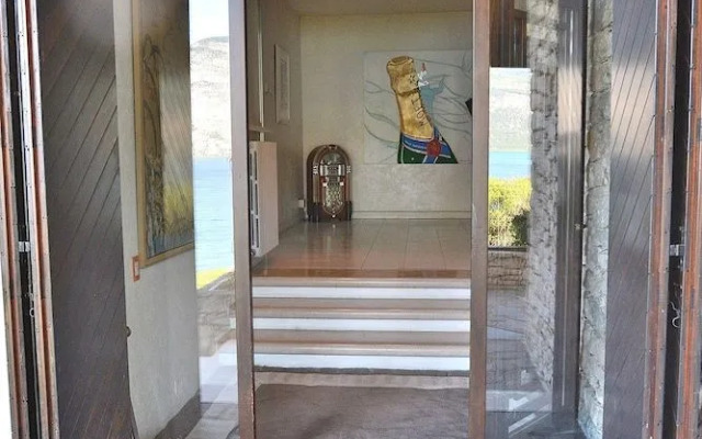 Villa Dismero With Pool