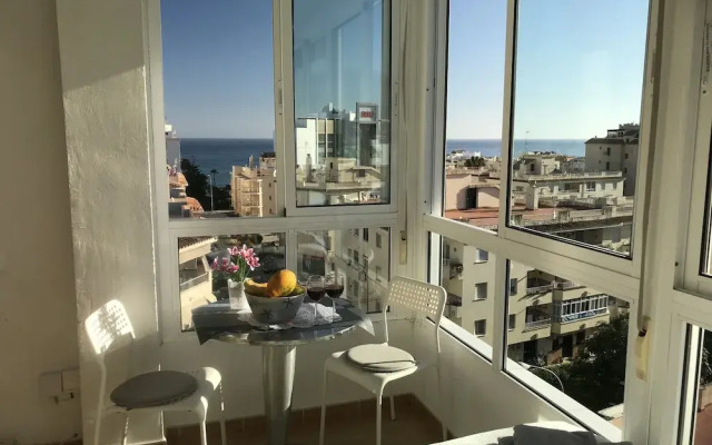 Corona central location mini penthouse