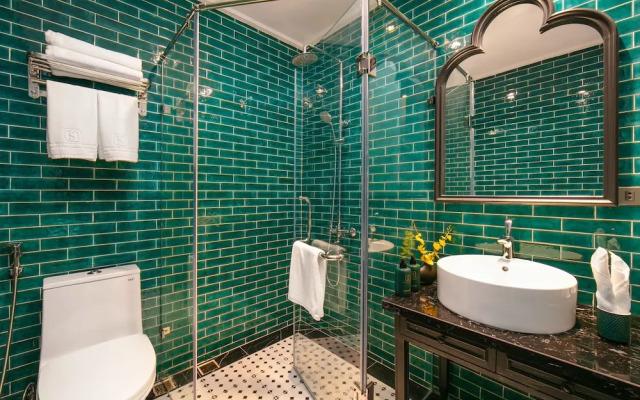 The Secret HaLong Hotel