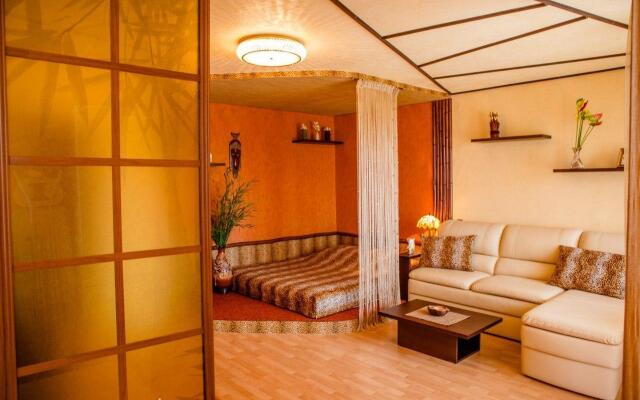 Апартаменты на улице Дружбы 77