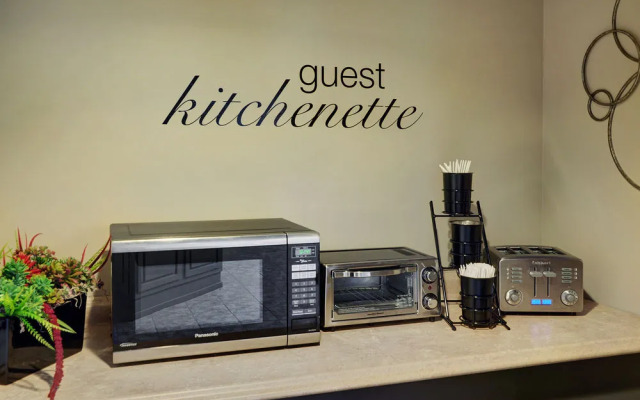 Travelway Inn Sudbury