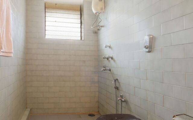OYO 17341 Home Serene Stay Carmona Beach