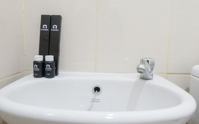 Modern 2Br Apartment At Pavilion Permata