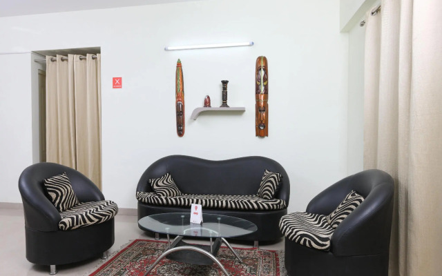 OYO 20012 SilverKey Saravanampatti