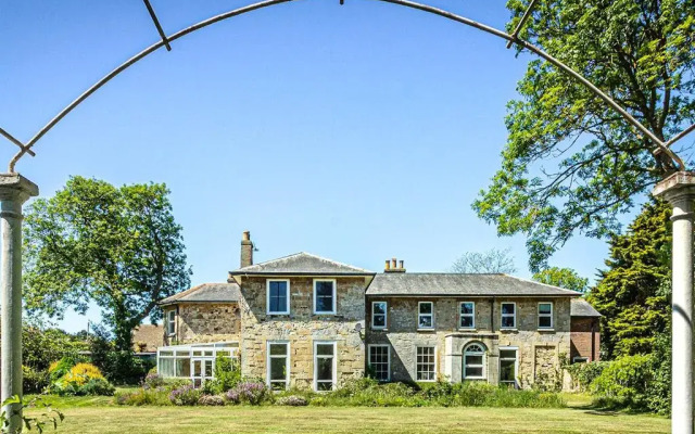 Cosy Wolf Bed & Breakfast