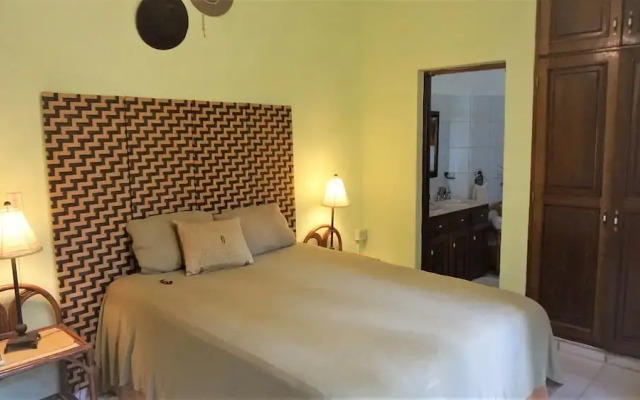 2 Bedroom 'Bird Watching Vacation' Villa