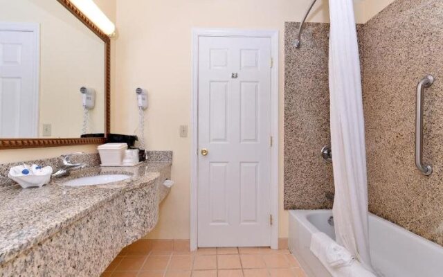 Tower Inn And Suites Of Guilford - Madison