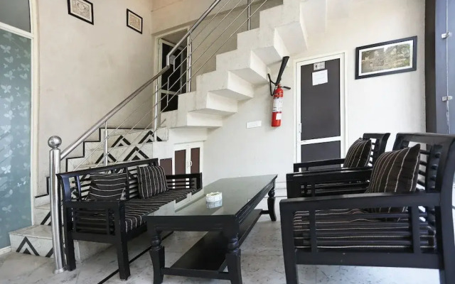 OYO 35823 Hotel Blumango