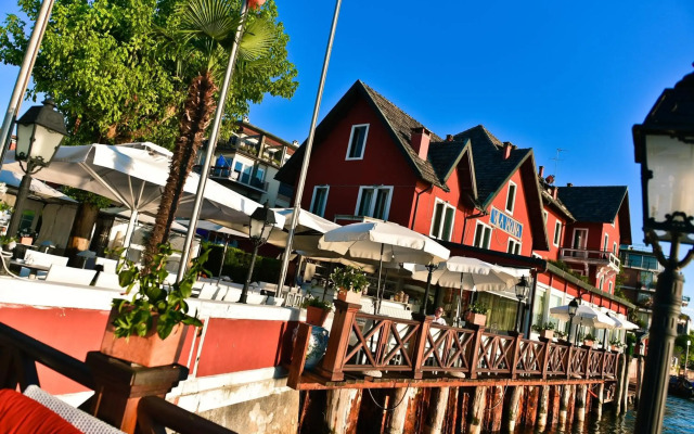 Villa Laguna
