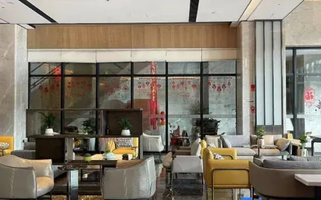 Tingzhou Crown International Hotel
