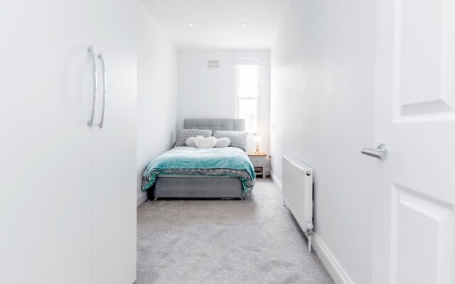 2 Bedroom Portobello Notting Hill Apartment