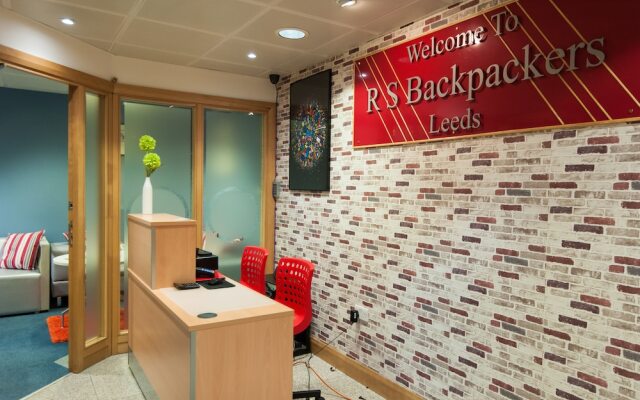 Russell Scott Backpackers Hostels