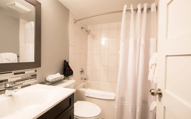 Prestige Oceanview Hotel Prince Rupert