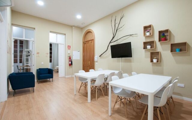 Triana Bella Suites