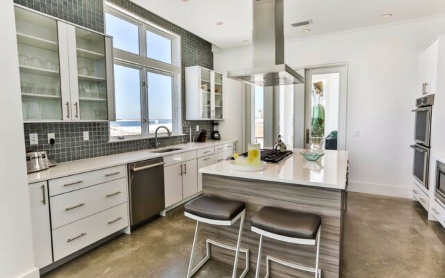 Destin Pointe Homes by Holiday Isle