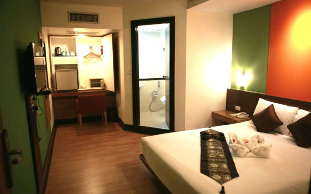 The Seasons Bangkok Huamark