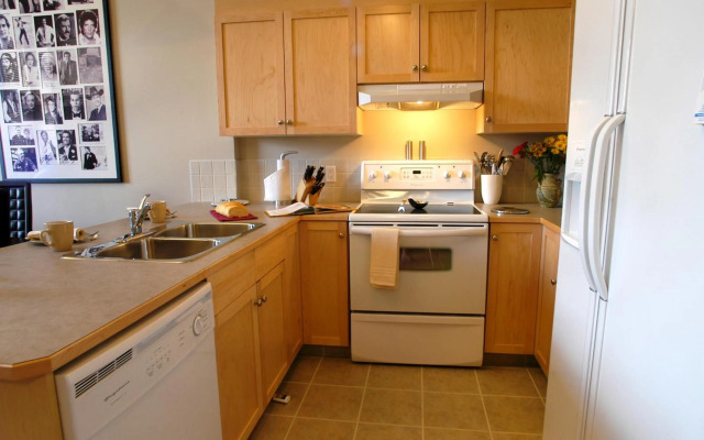 Apartment 411, Antique Heritage