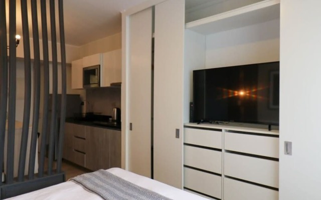 Modern Loft Overlooking Estadio Luis Galdez