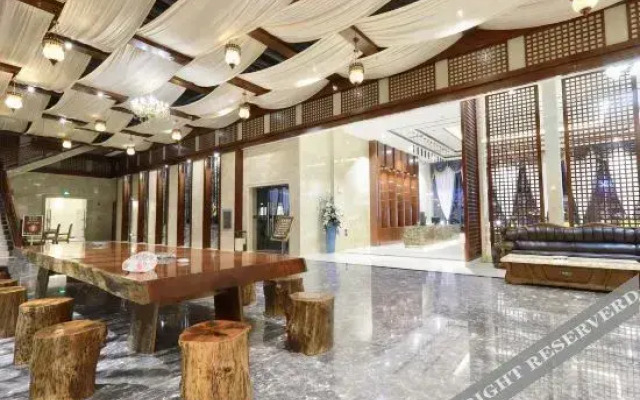 Tanghai Holiday Hotel