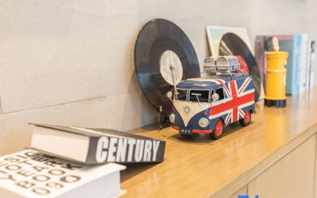 Yitel (Xuzhou Tongshan Wanda Plaza)