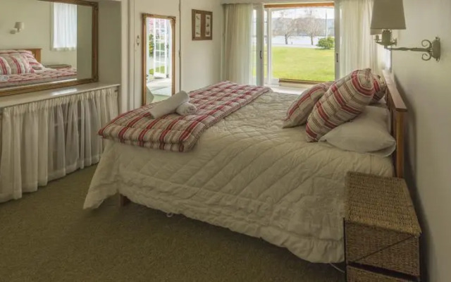 Te Anau Holiday Houses - Lakeside House