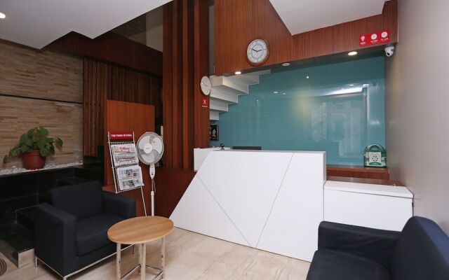 OYO 6447 Samasth Rooms And Suites