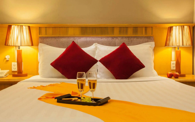 Silverland Min Hotel