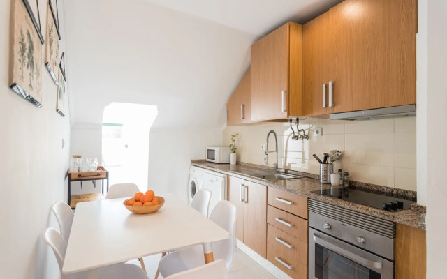 Rato Cozy 3BR w/balcony - by LU Holidays
