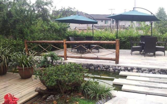 Mount Emei Longxinfang Garden Inn
